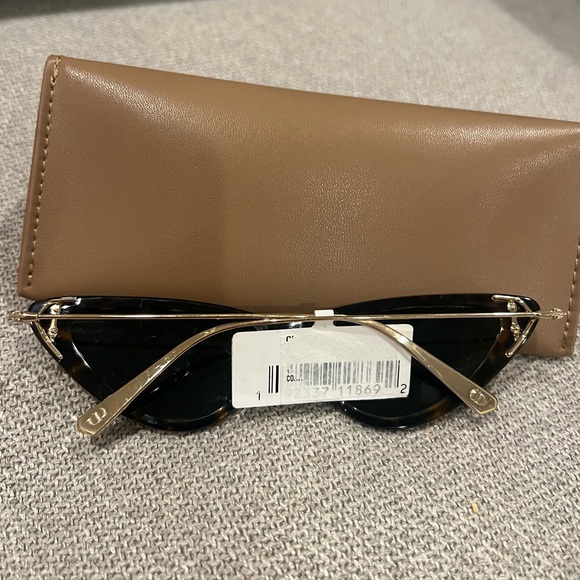 NEW DIOR Miss Dior B4U 55mm Cat Eye Sunglasses - Picture 5 of 15